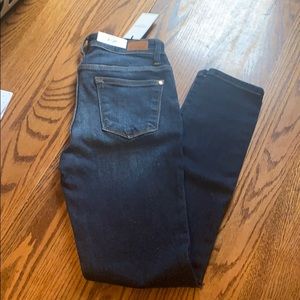 Judy Blue skinny mid rise size 9